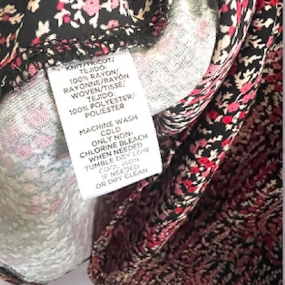 LOFT Flowy Floral Tank Size XL - Picture 7 of 10